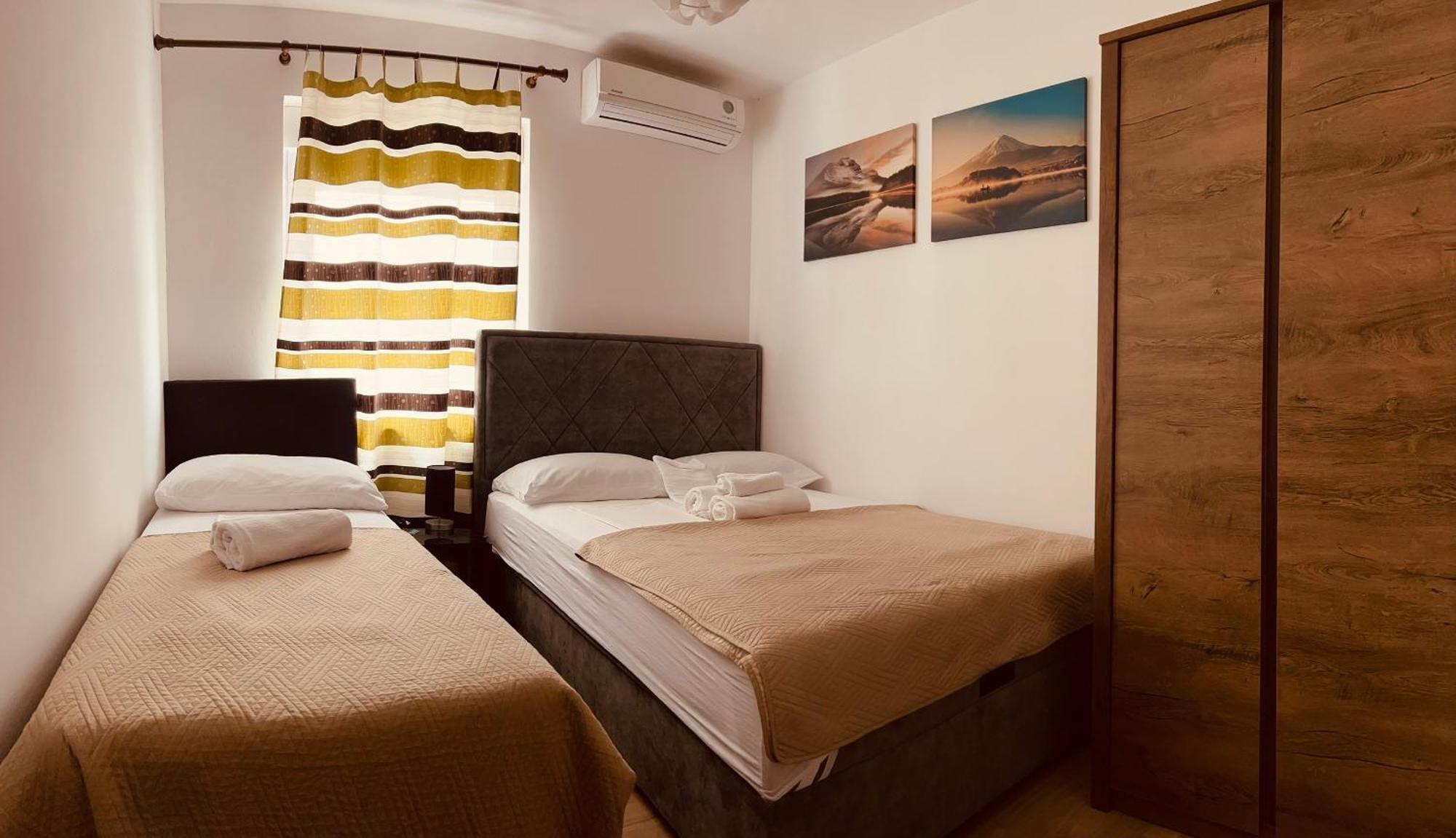 Apartment Karlo Novalja Luaran gambar