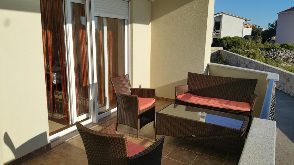 Apartment Karlo Novalja Luaran gambar